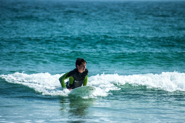 Haciendo surf